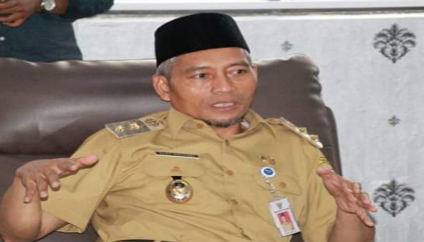 Ada Banyak Akun Gay di IG, Wawako Pekanbaru Ajak Perkokoh Ketahanan Keluarga