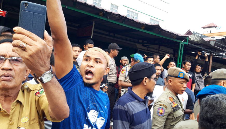 Empat Pedagang Terluka Pasca Bentrok Pembongkaran TPS di Sekitar STC