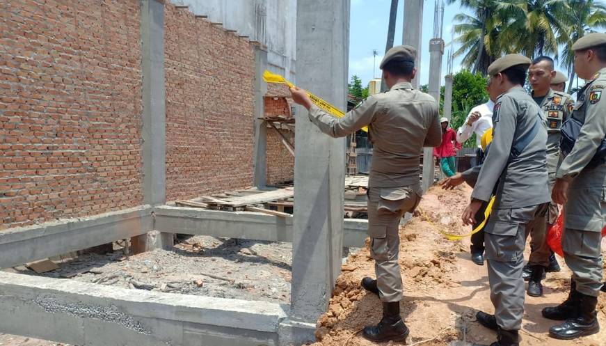 Satu Ruko di Jalan Imam Munandar Disegel Satpol PP Pekanbaru