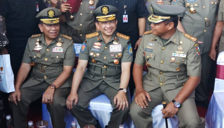 Kasatpol PP Pekanbaru Reuni dengan Mendagri RI Saat Puncak HUT Satpol PP
