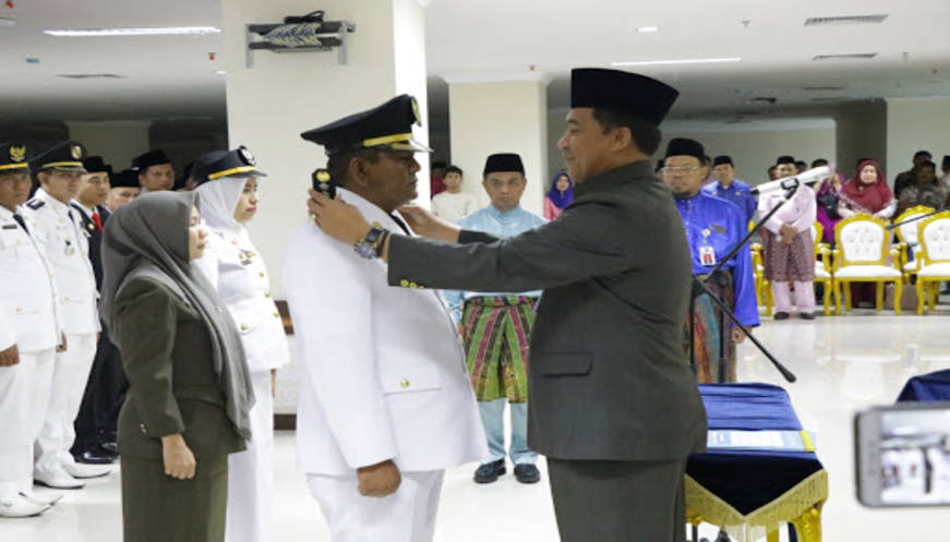  Sekda Kota Pekanbaru Melantik Ratusan Pejabat di Lingkungan Pemko