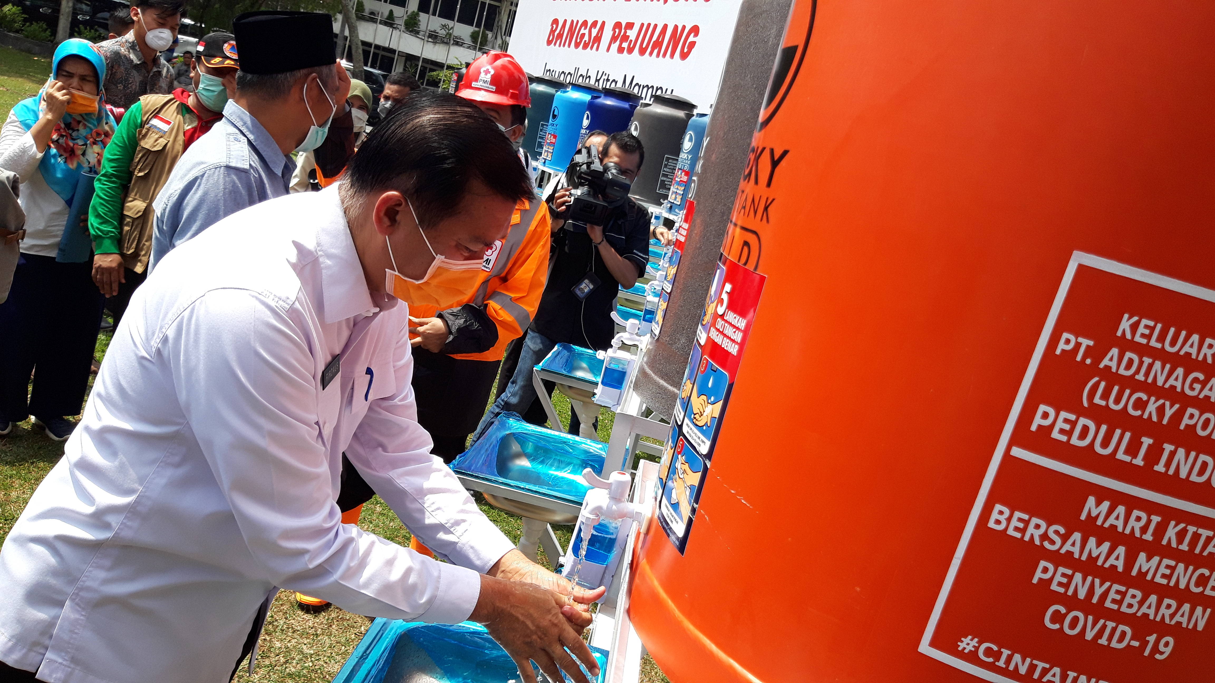 Wako Pekanbaru Apresiasi Bantuan Sarana Cuci Tangan