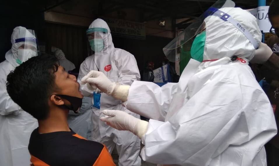 Wako Pekanbaru Akui Sejumlah Pedagang Enggan Ikut Swab Test 