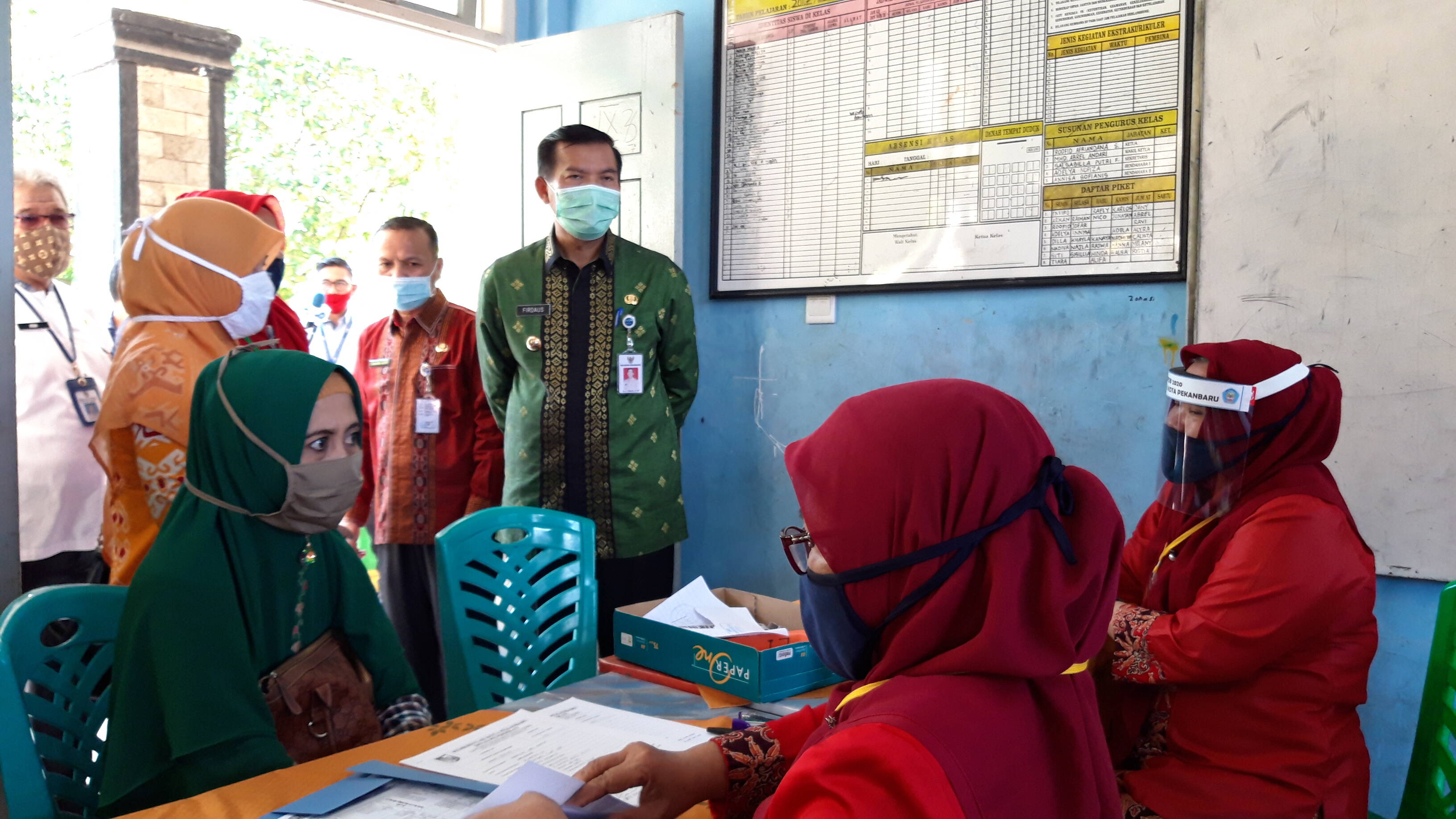 Wako Pekanbaru Tinjau Proses PPDB Tahun 2020 di SMPN 4 Pekanbaru