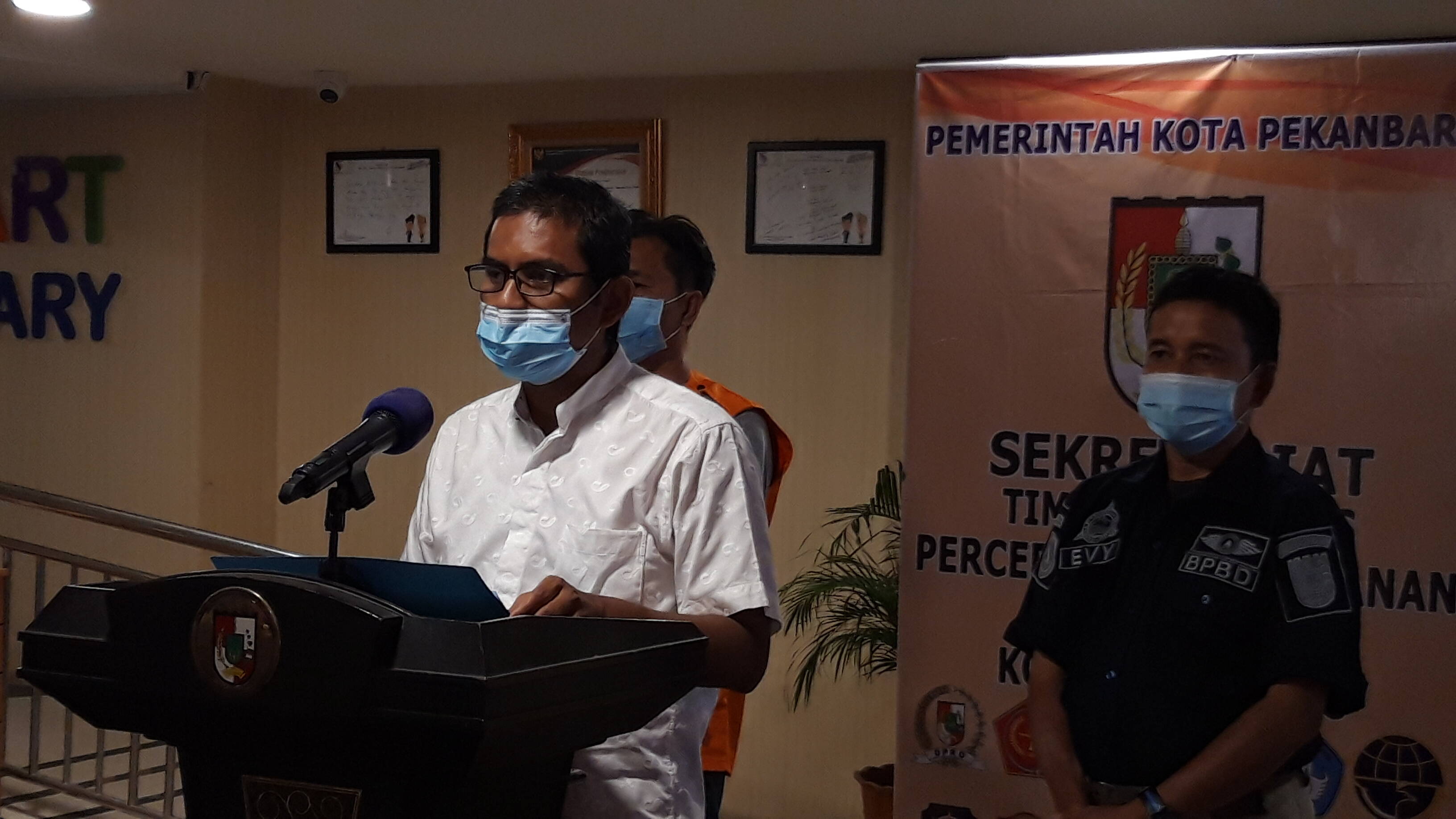  Ada Transmisi Lokal Covid-19, Tim Bakal Evaluasi Protokol Kesehatan di Layanan Publik
