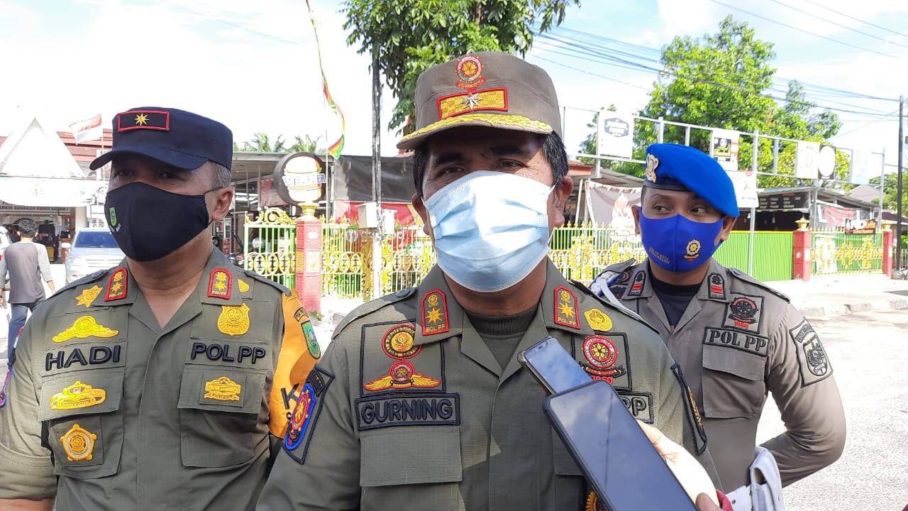  Satpol PP Pekanbaru Hanya Tata Pedagang di Bundaran Tugu Keris