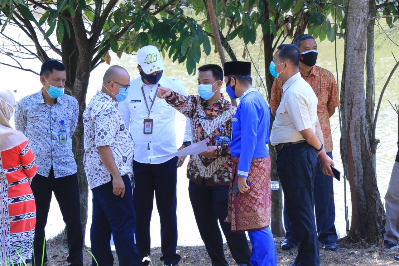 Pj Sekdako Pekanbaru Tinjau Kondisi Terkini Danau Bandar Kayangan 