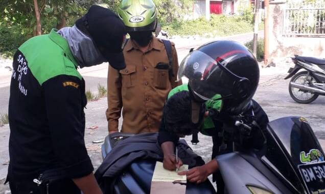 Buang Sampah Sembarangan, Ratusan Orang Terjaring Satgas DLHK Kota Pekanbaru