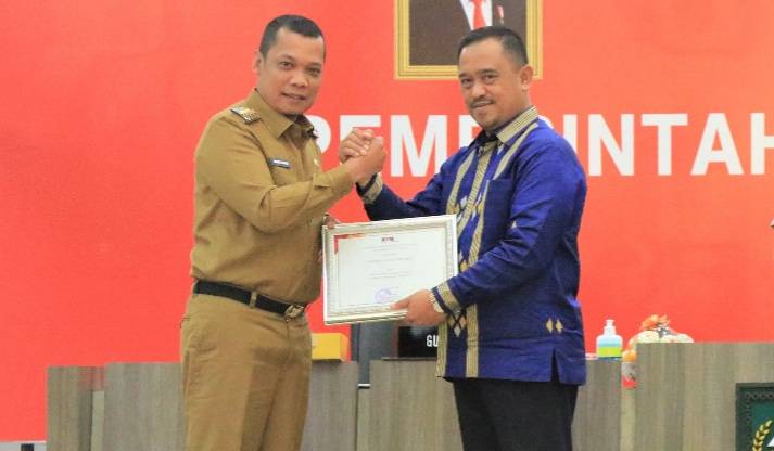 Membanggakan, Pemko Pekanbaru Terima Dua Penghargaan dari KPK