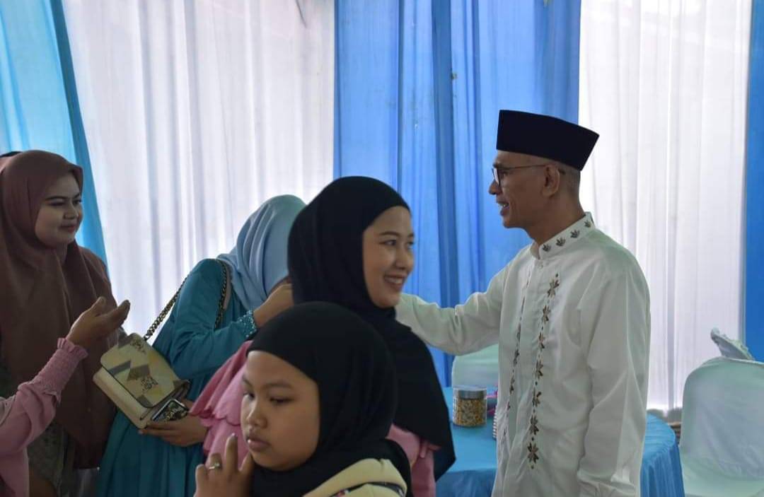 Wakil Ketua DPRD Pekanbaru Nofrizal Gelar Halal bi Halal Bersama Masyarakat