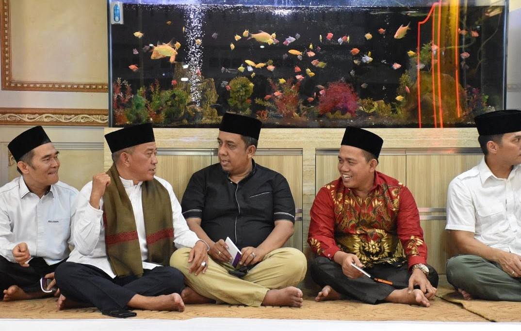 Ketua DPRD dan Pj Wali Kota Pekanbaru Ajak Warga Berdoa Dalam Persatuan 