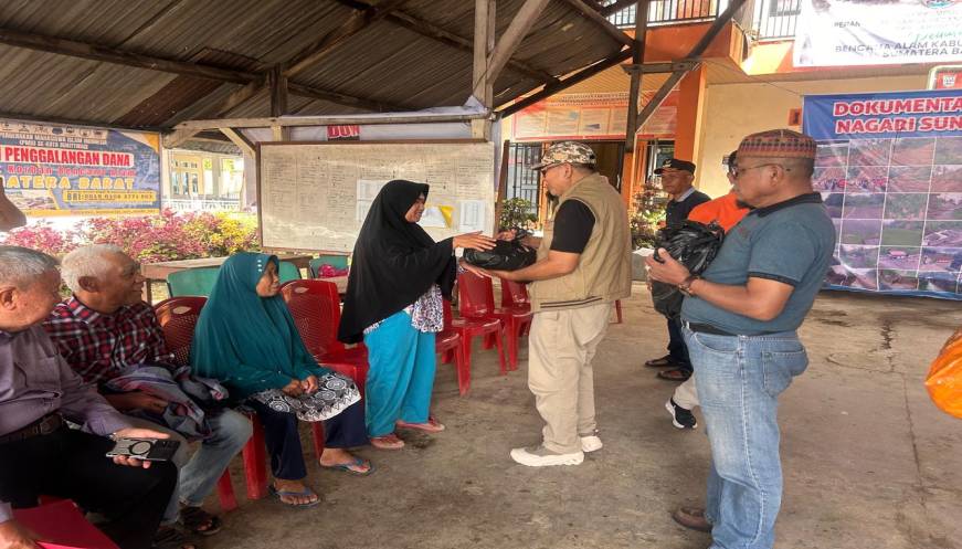 Pengurus IKA APDN Pekanbaru Purna Bhakti Salurkan Langsung Bantuan Bagi Warga Terdampak Bencana di Kabupaten Agam 